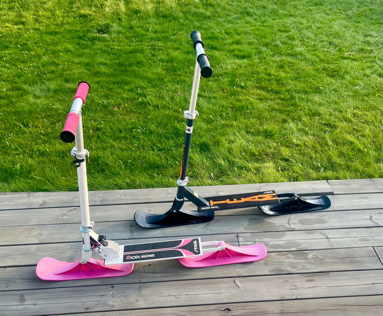 Stiga Snow Kick - Snøspark - 1 Rosa og 1 Svart | FINN-torget