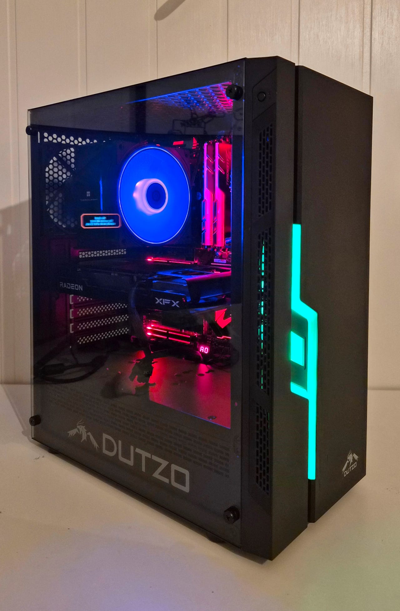 ゲーミングPC i7-8700/16G/SSD1T/6600xt 100-100001236BOX | 100-100001236BOX | AMD Ryzen 7 8700G
