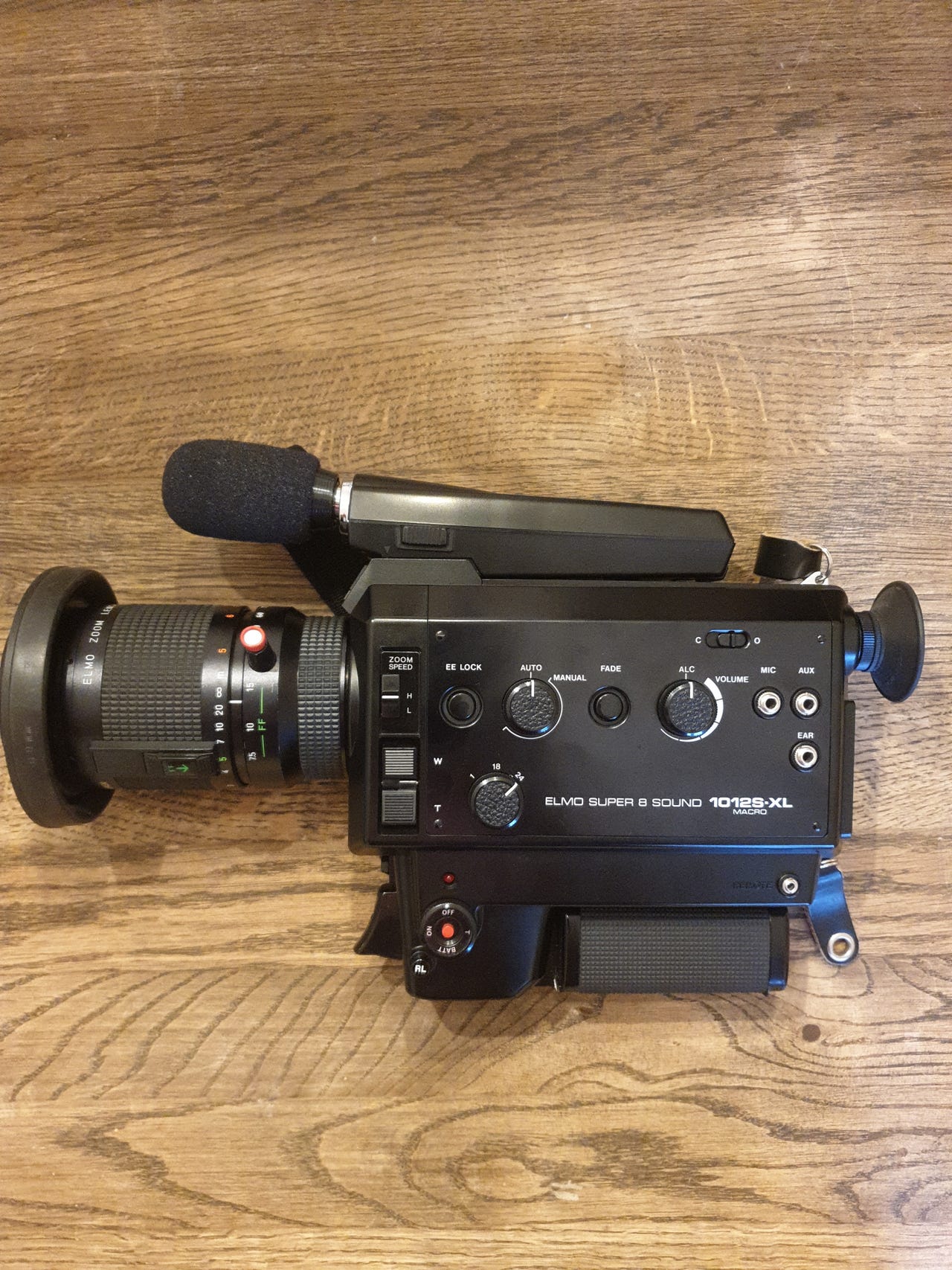 ELMO SUPER 8 SOUND 1012S-XL 8mmフィルムカメラ スーパー8 8ミリ