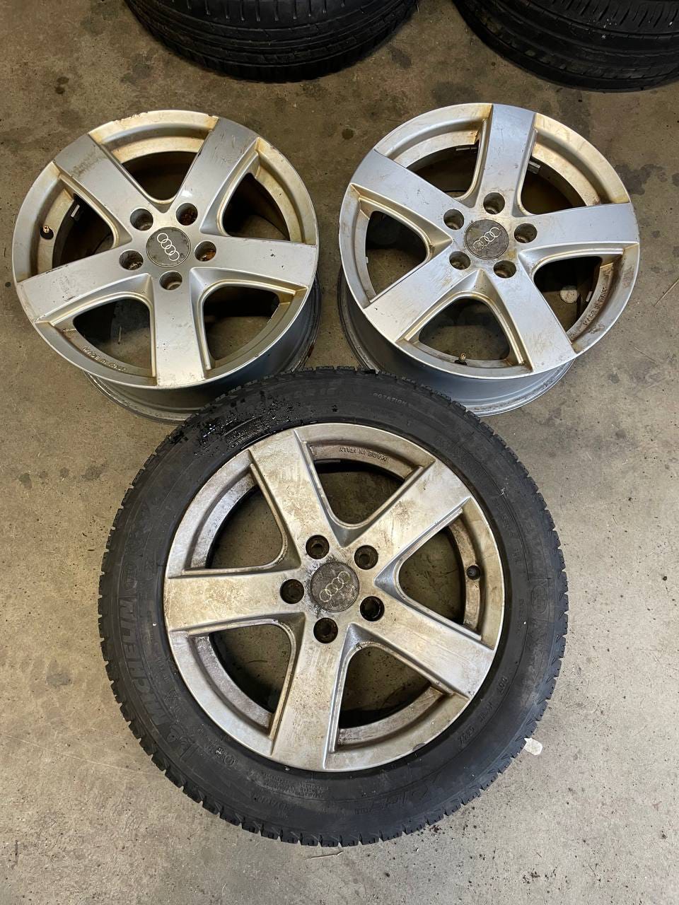 Hjul Audi r16 3 stk | FINN-torget