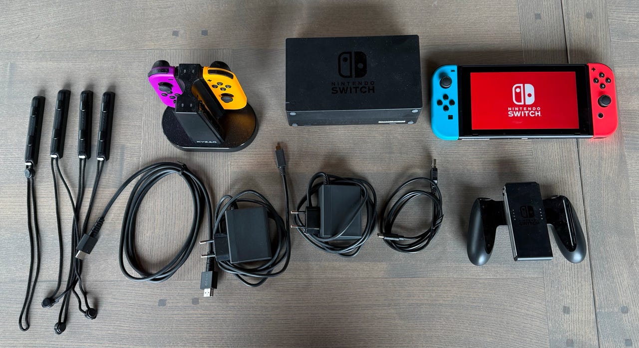 Nintendo Switch med masse bra tilbehør, komplett pakke | FINN-torget