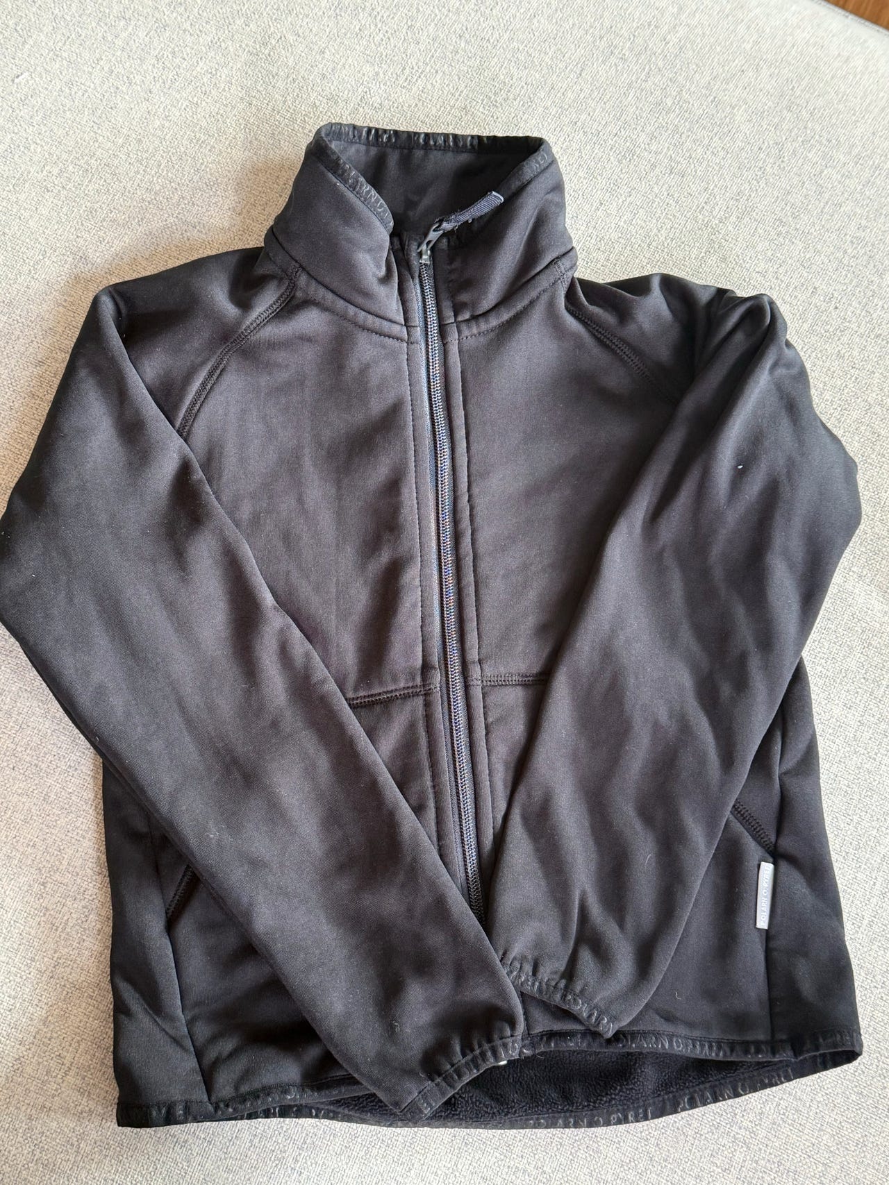 Polarn O. Pyret Barnejakke Fleece Svart Størrelse 122 Unisex | FINN-torget