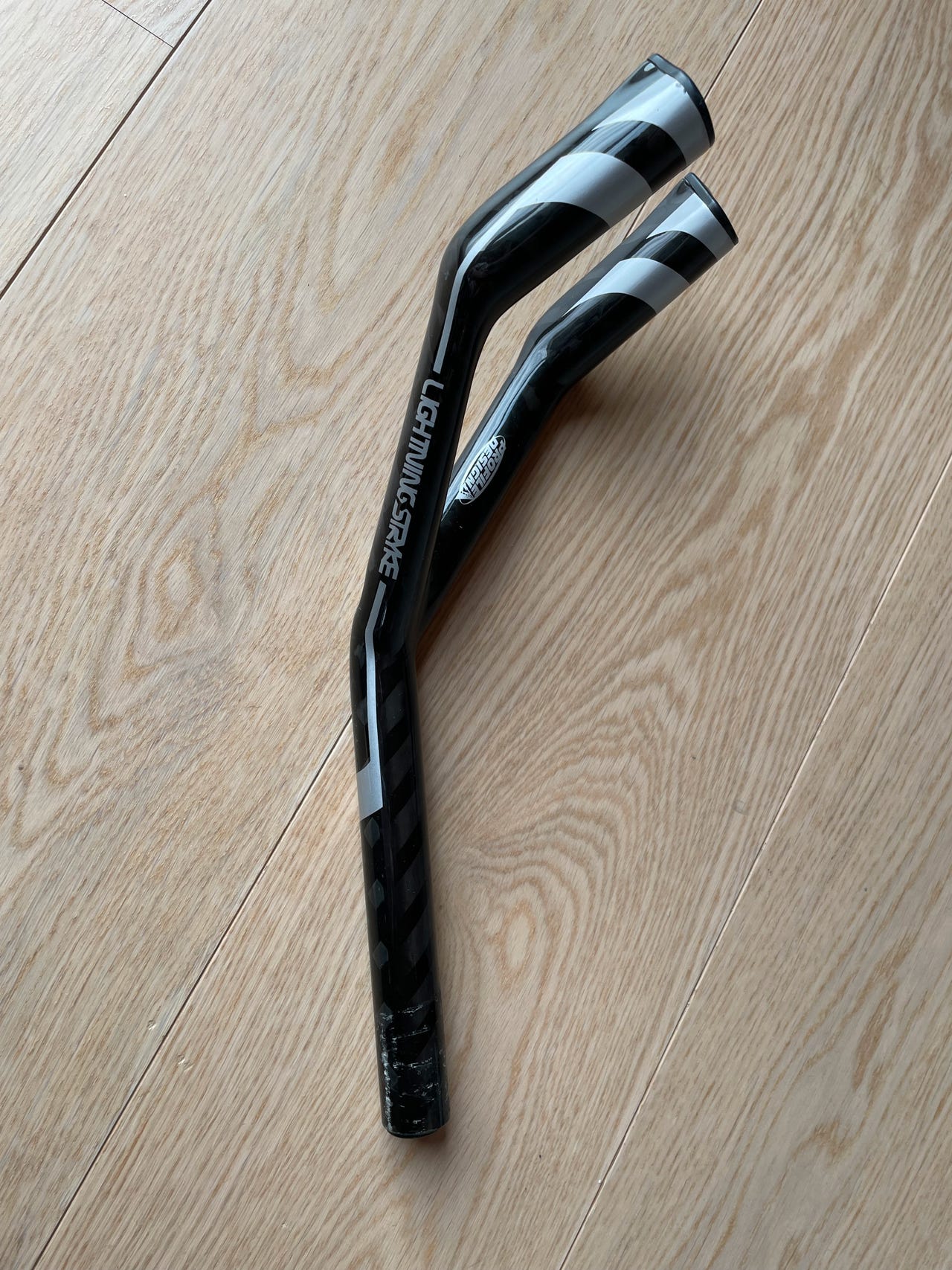 パーツ PROFILE DESIGN LIGHTNING STRIKE Profile Design Lightning Stryke Handlebars user reviews : 4
