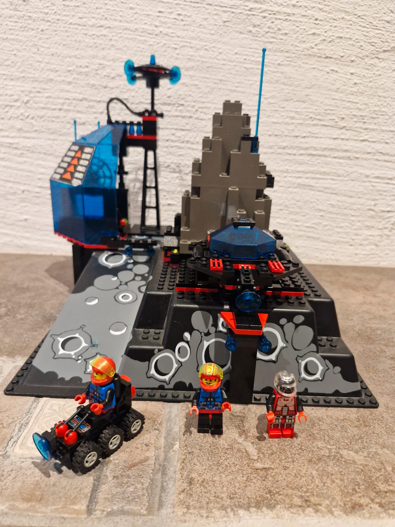 Lego 6959 Lunar Launch Site fra Lego Space Spyrius serien FINN