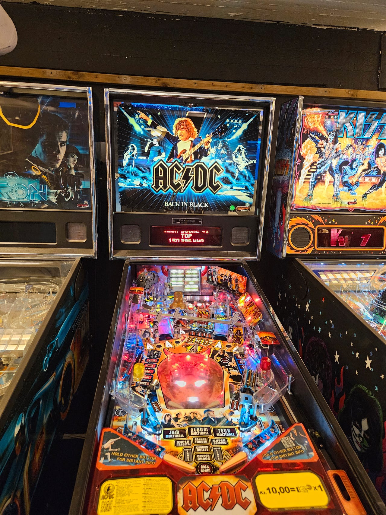Stern ACDC Back In Black Limited Edition flipperspill vurderes solgt ...