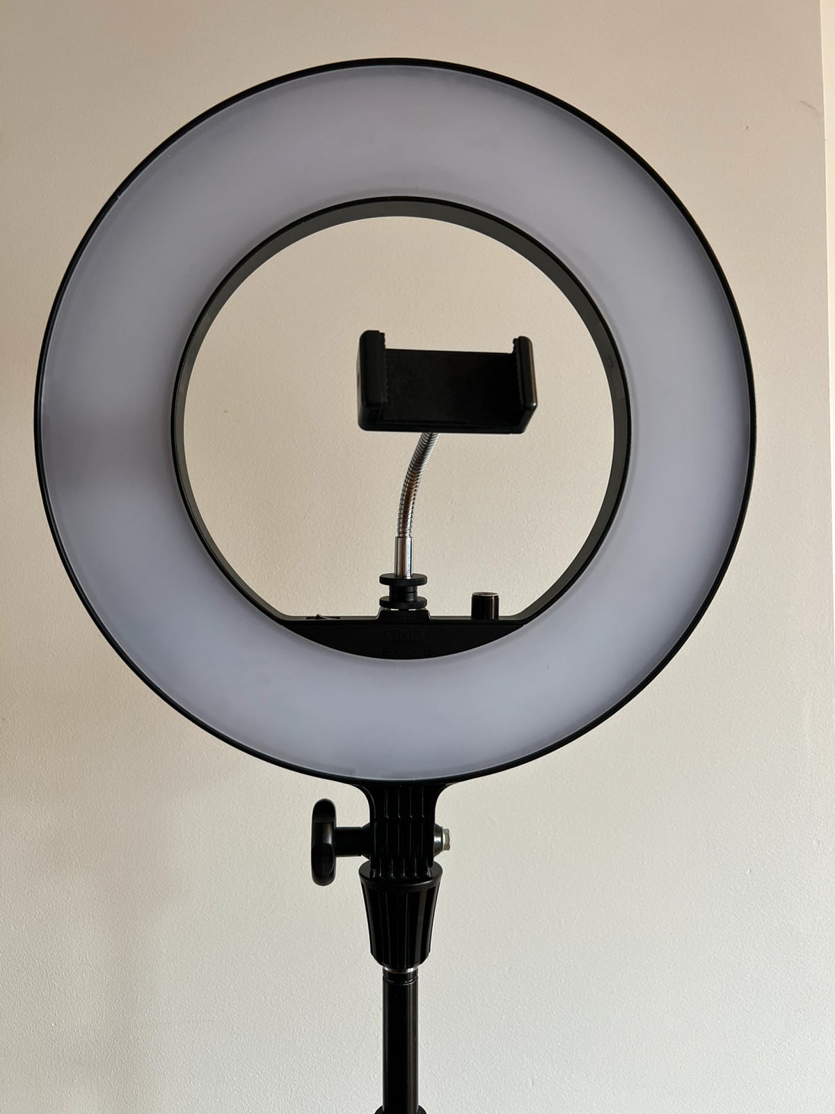 Godox LR180 LED Ring Light Kit | FINN-torget