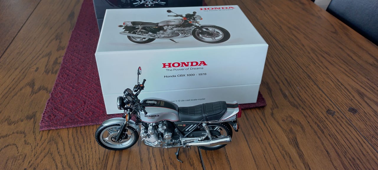 Minichamps Honda cbx 1000 1/12 | FINN-torget