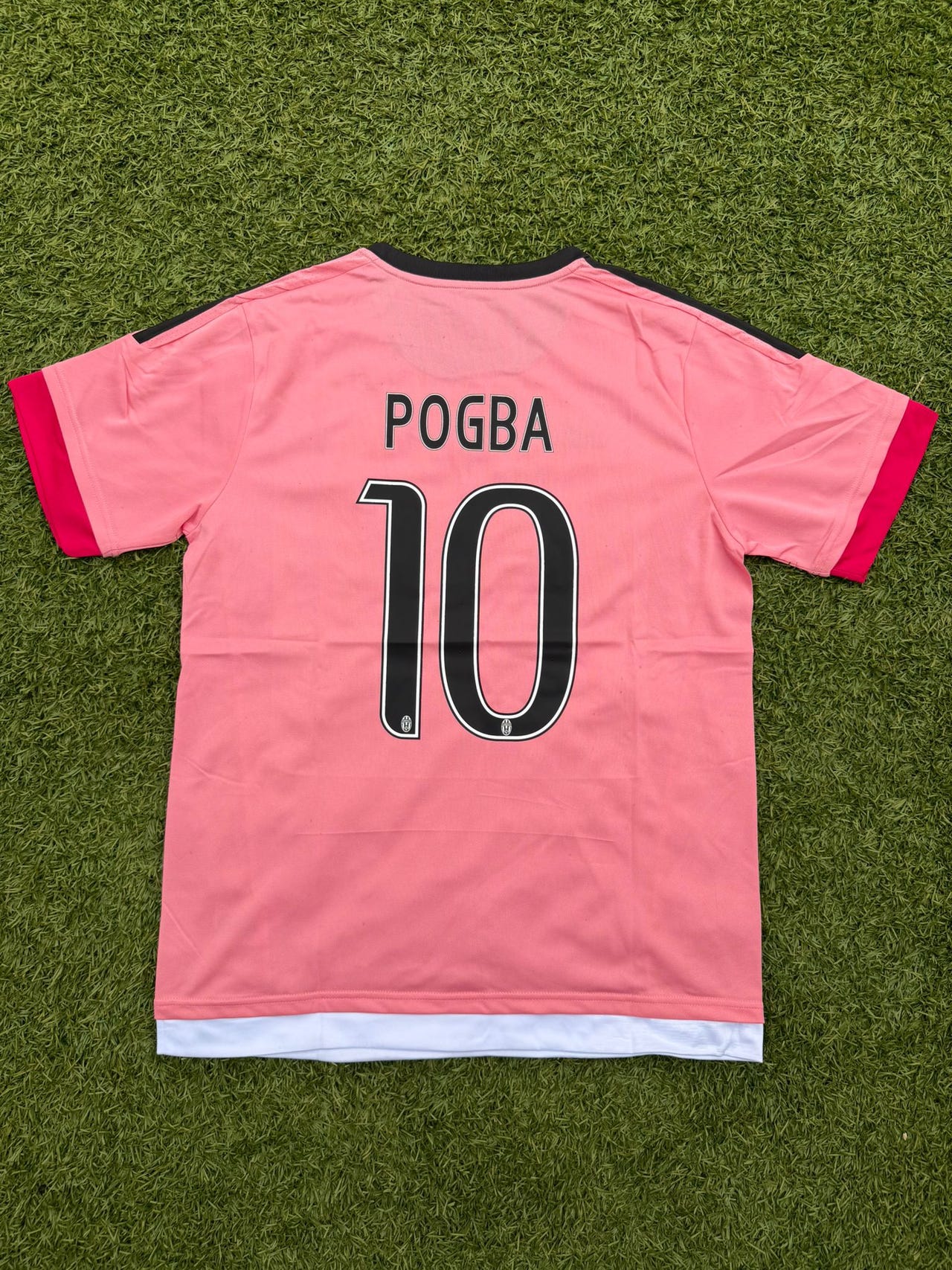 Maillot de foot extérieur Juventus 2015-16 Pogba #10 XS rose