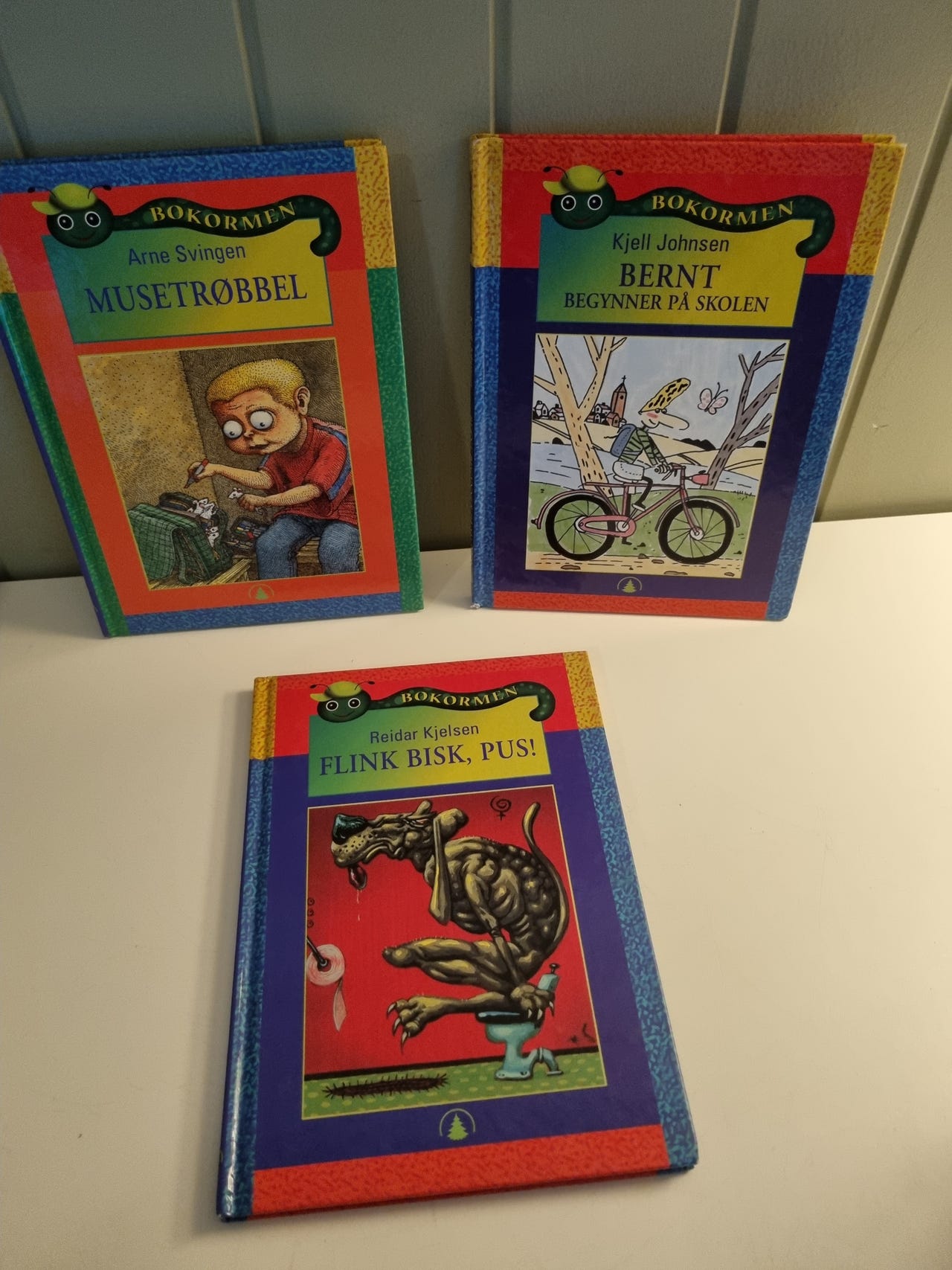 Bokormen div bøker. 25 pr stk | FINN-torget