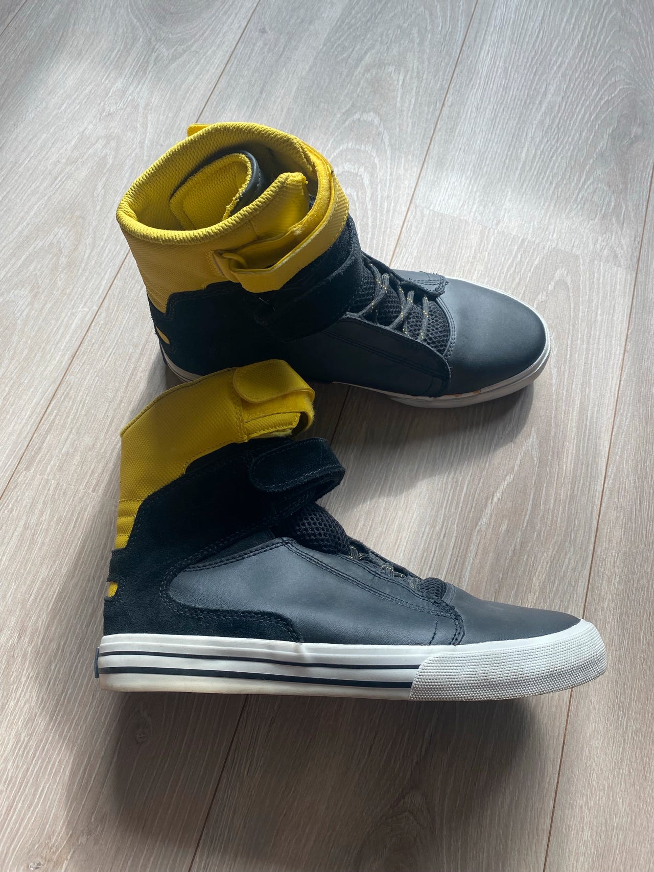 SUPRA TK SOCIETY FINN-torget