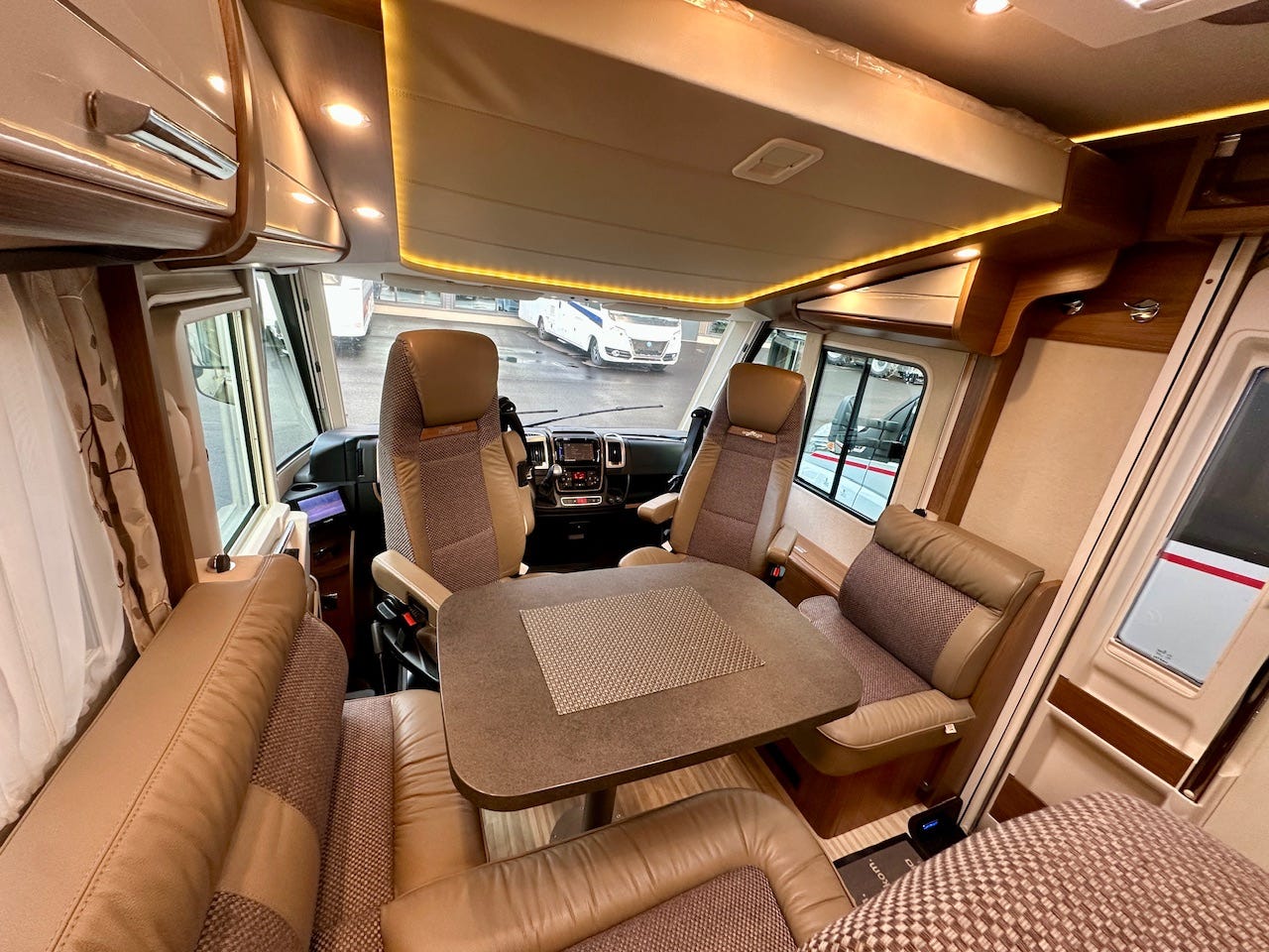 f708765b-312d-4063-b088-c68e97525ce5