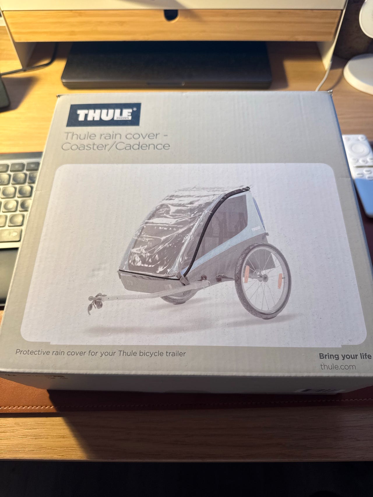 Thule Chariot Review Of Thule Bike Trailer Rain Cover TH20110700 - Main Image