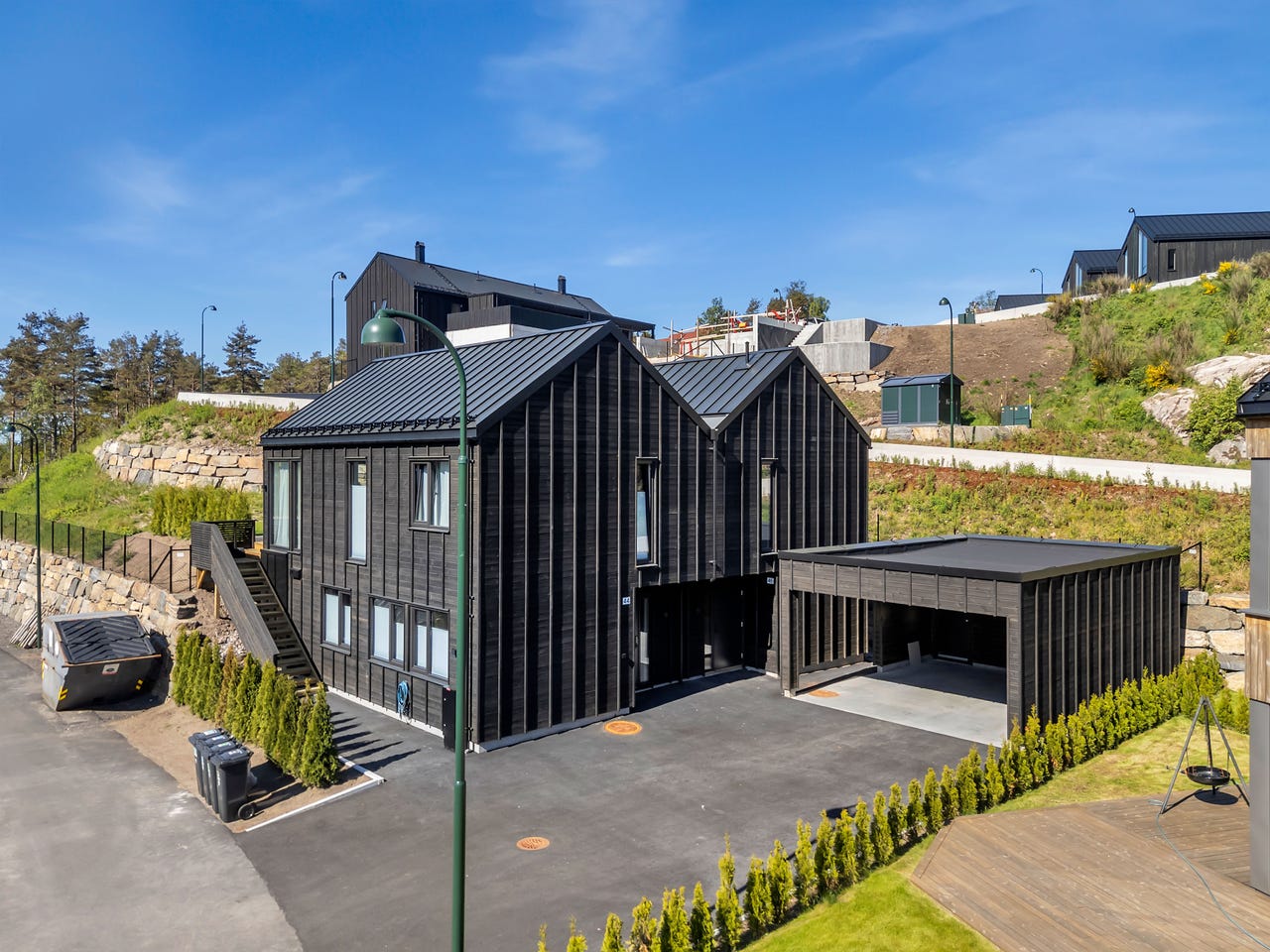 Image #17 Søgne/Åros - Oppgradert tomannsbolig med carport og ferdig hage