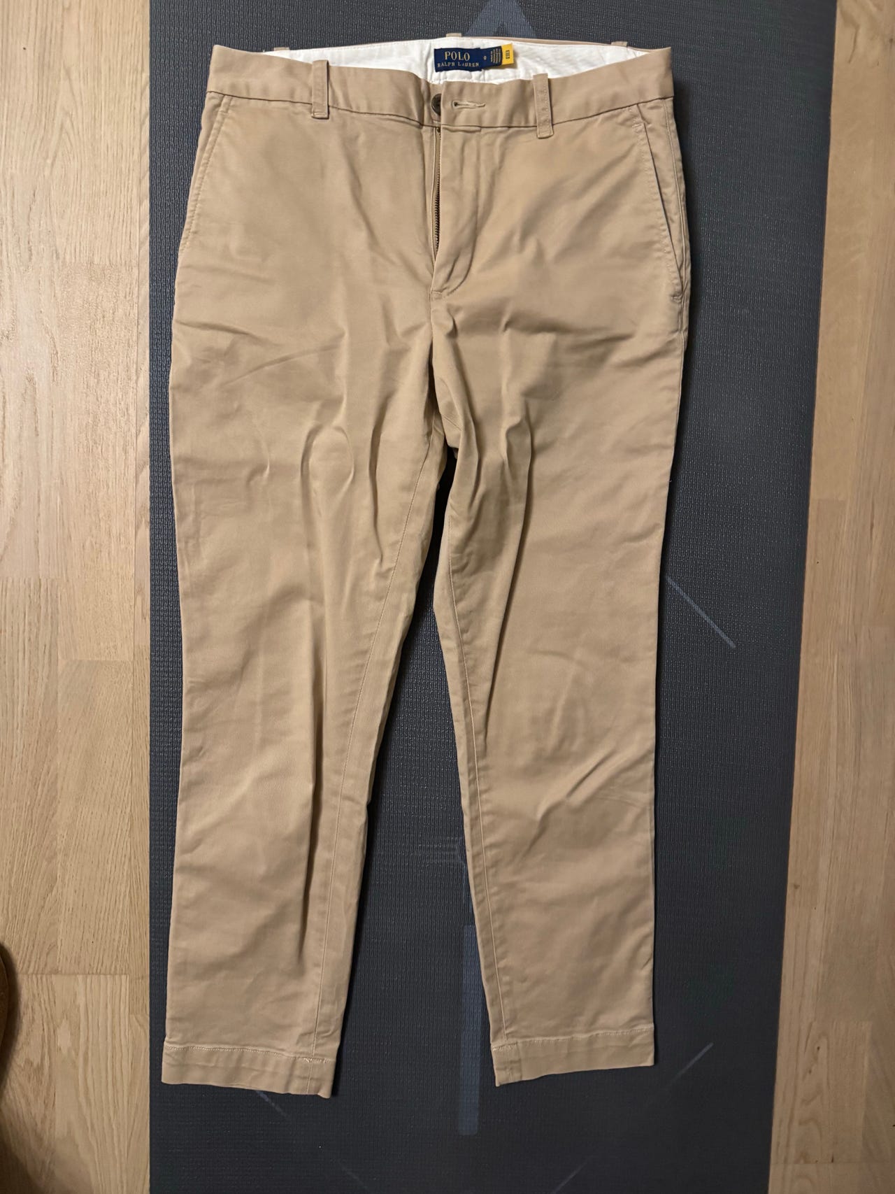 Ralph Lauren Polo Ralph Lauren Two-pleat Chino Pants for Men, W35 cotton Beige type Vintage Second Hand