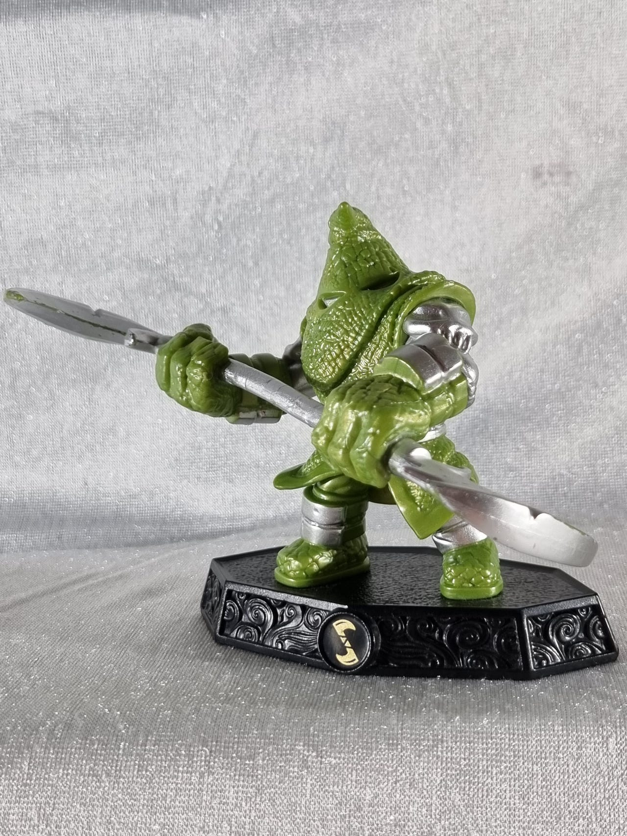 Skylanders Imaginators Steel Plated Hood Sickle figur FINN-torget