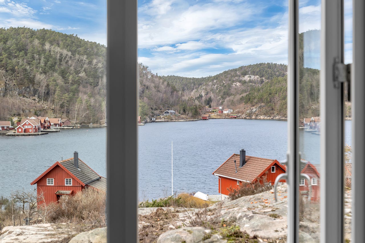 Image #10 VIGEBO mellom Søgne og Mandal - Ny idyllisk hytte/hus med strandlinje, ny brygge på 30 kvm og ny sjøbu.  Ferdig april 26