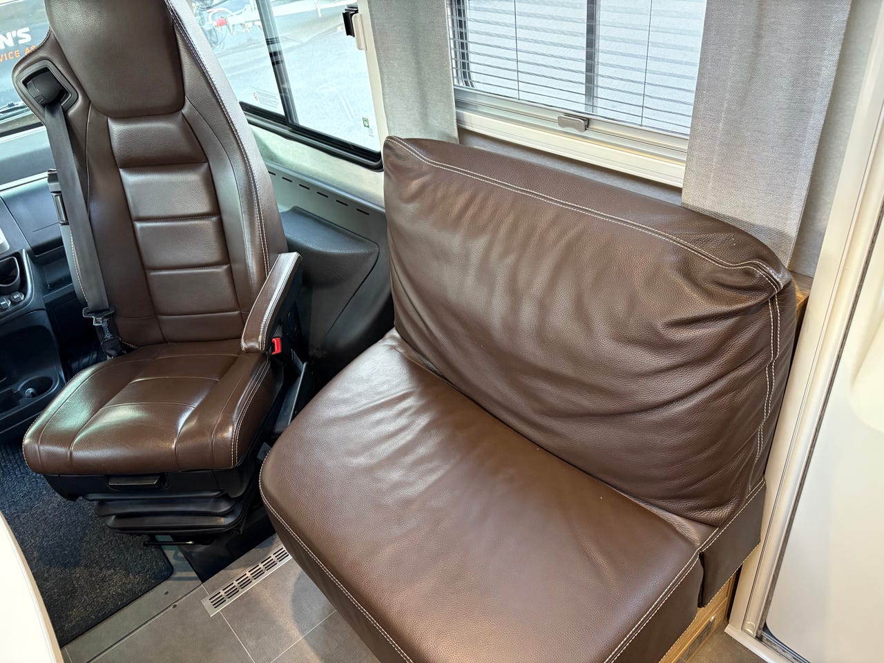 aa897ac3-ced3-4483-be56-c0ee57a386a1