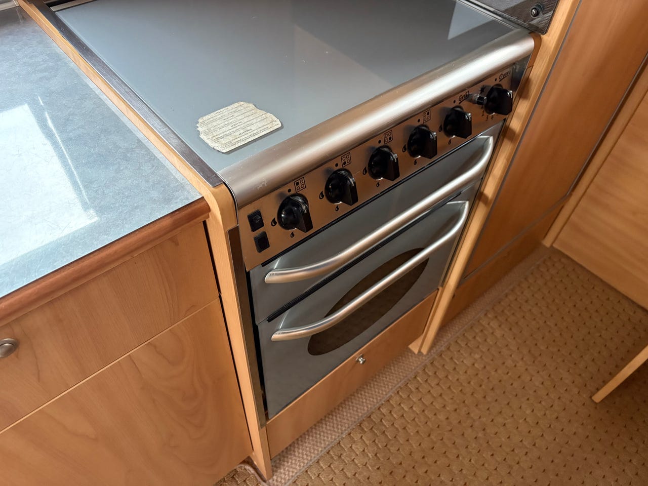 842f89bf-ad8b-4eeb-8e66-0758eb2b9675