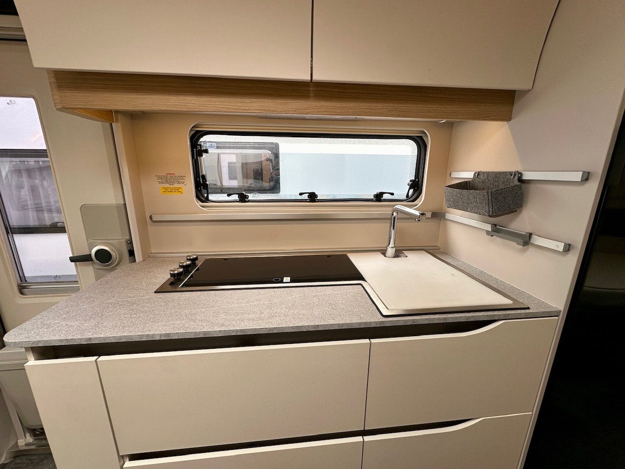 608cc921-8420-40cf-80d7-6764d9122450