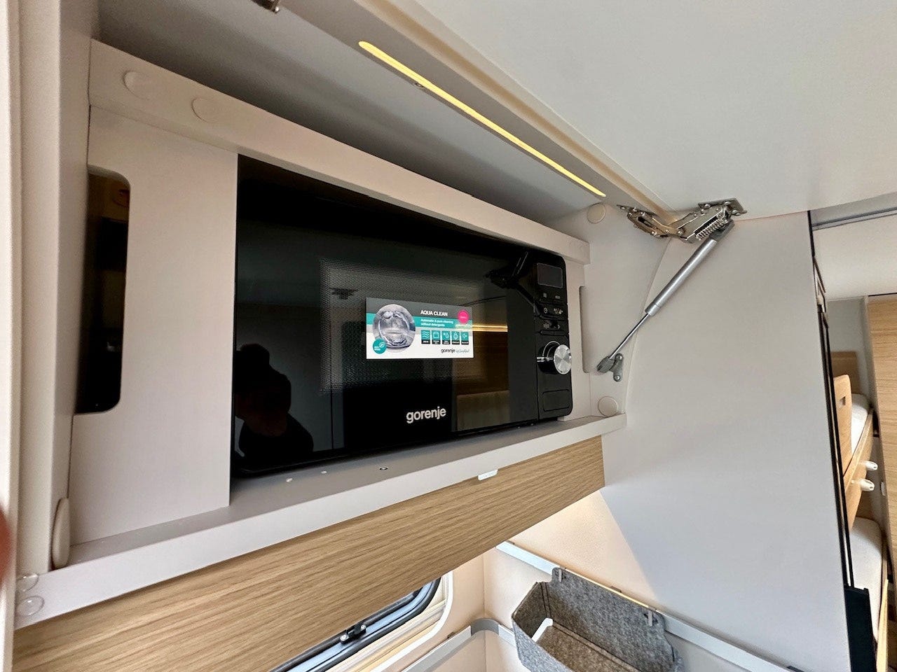 f26a5d6a-d4fc-45a2-94d8-da96d5d0362d