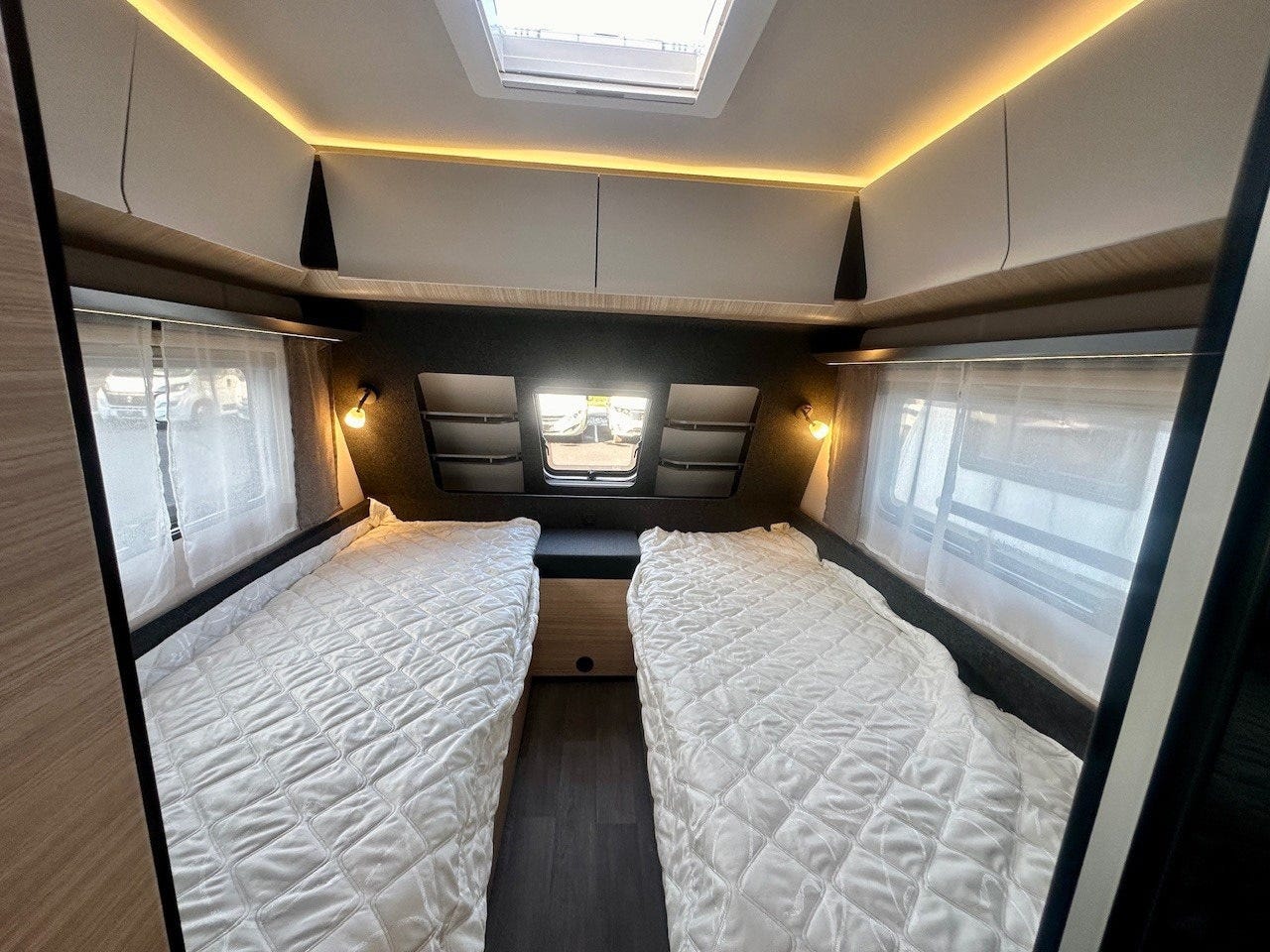 353b3f77-d3d4-47cc-b06c-fd148d58fb7c