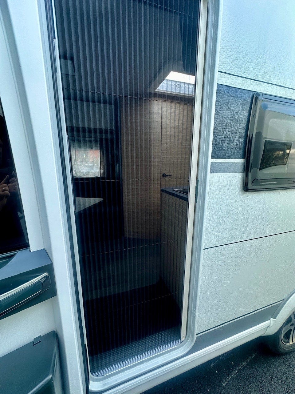 f093c03e-d024-484c-b39b-9297ffafa2e1