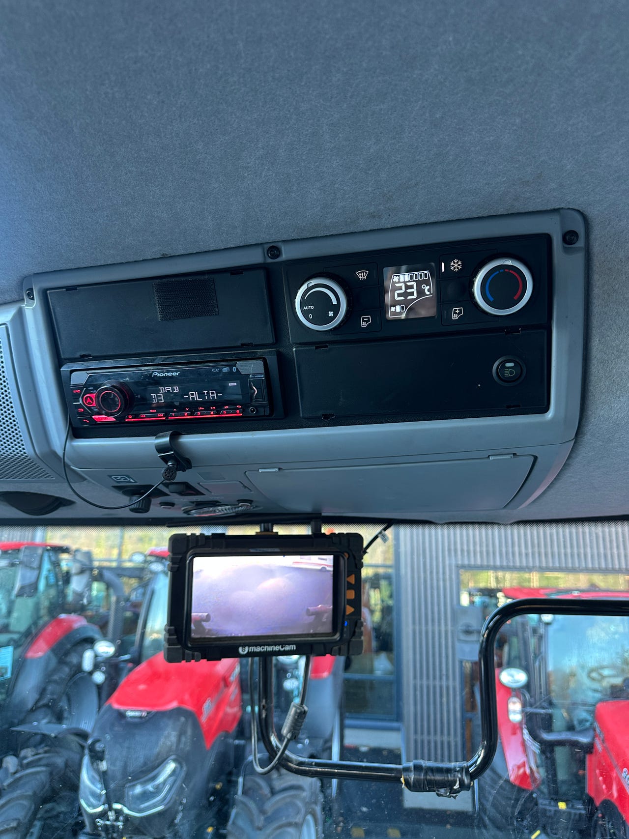 53d6ae18-a2e4-4726-88ce-b4bf1522b4bd