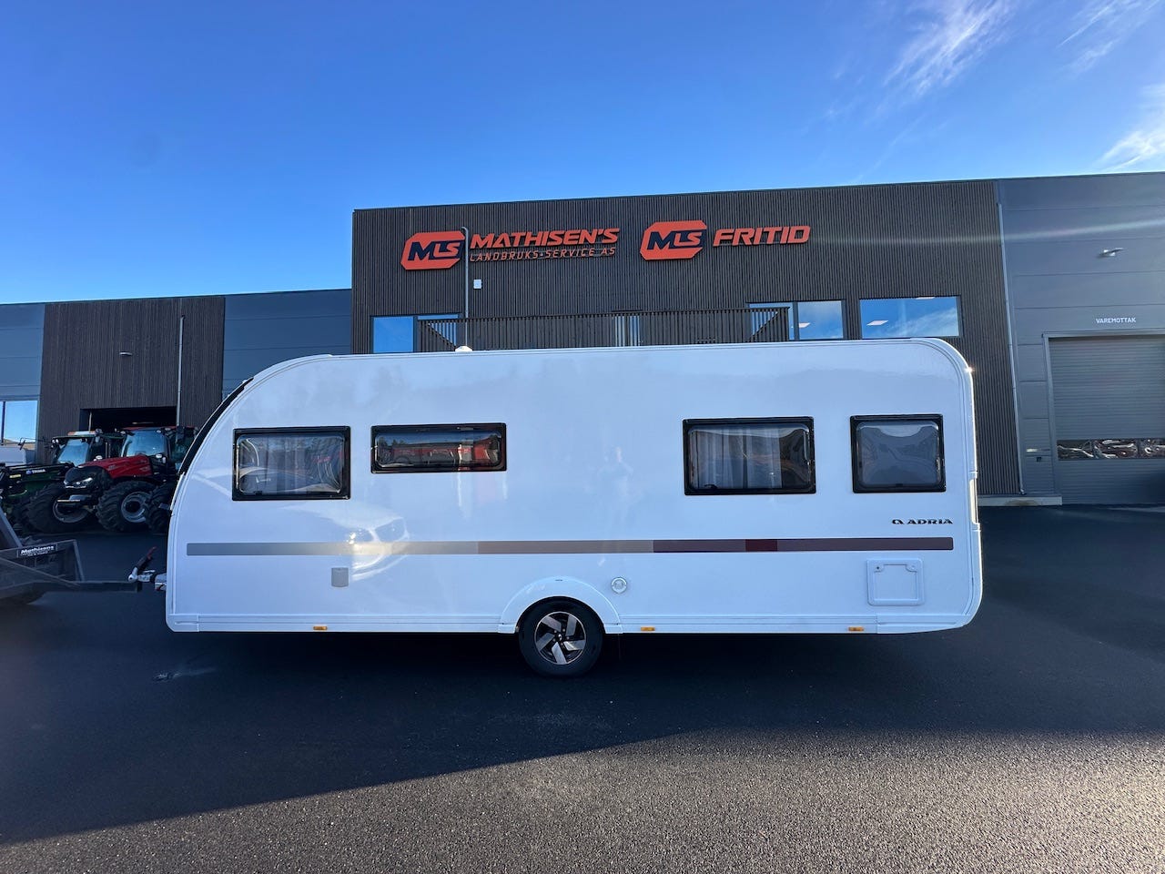 28b60e10-f211-4fe7-b6cd-021e7e59e0e1