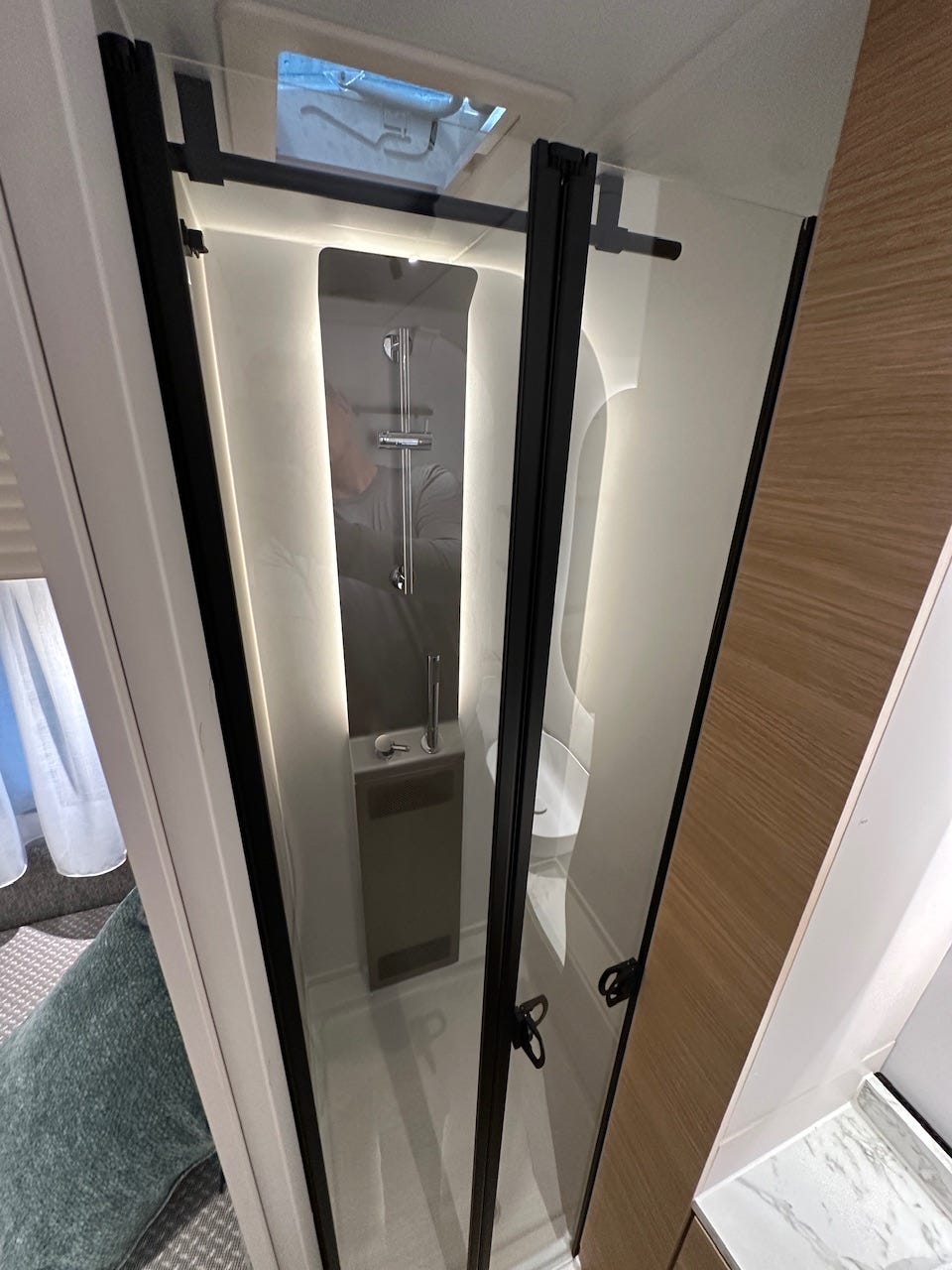 3d0d6eb0-a9be-45cb-96cc-43df0d22f8c7