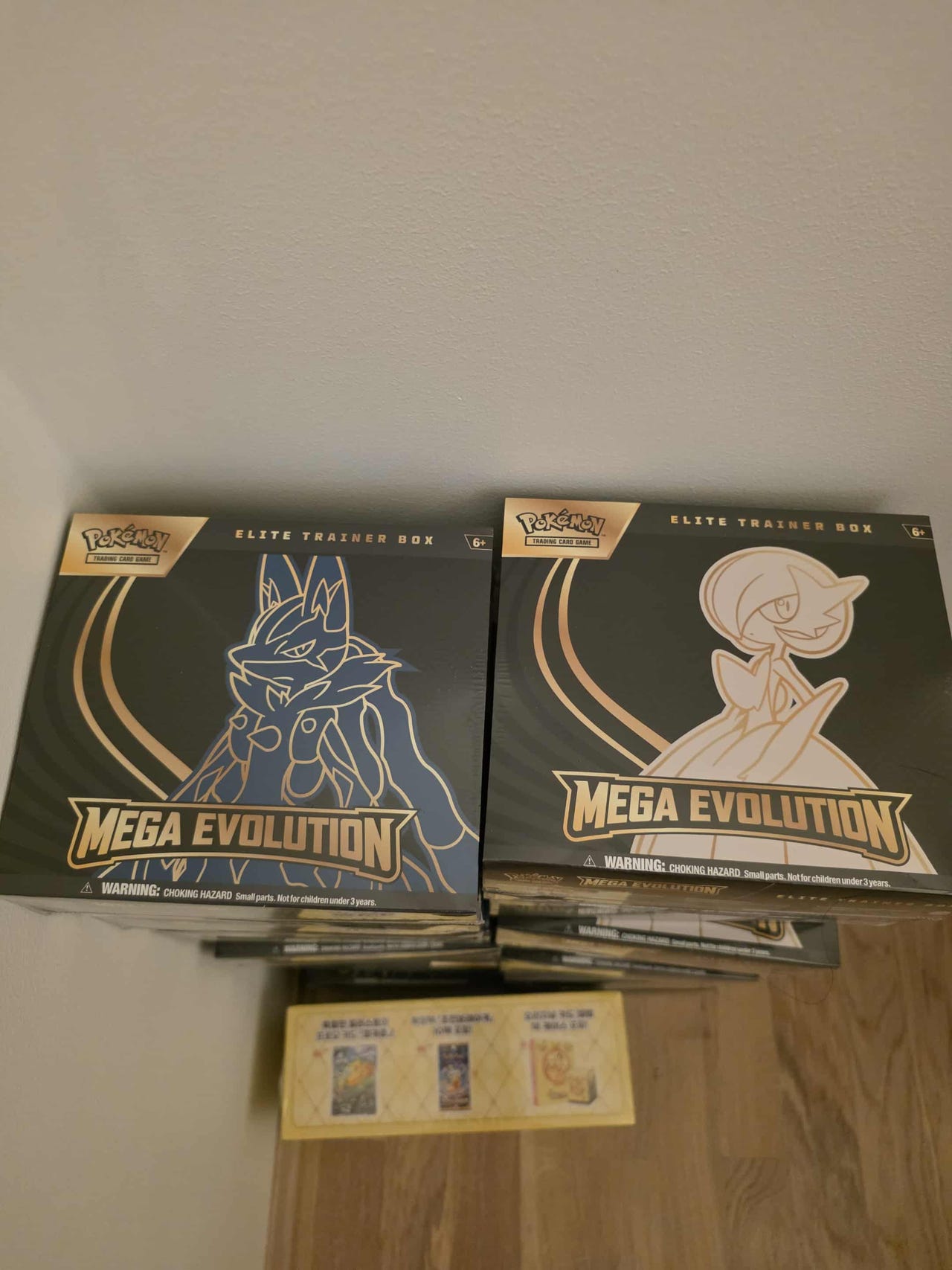 Pokémon Mega Evolution ETB | FINN-torget