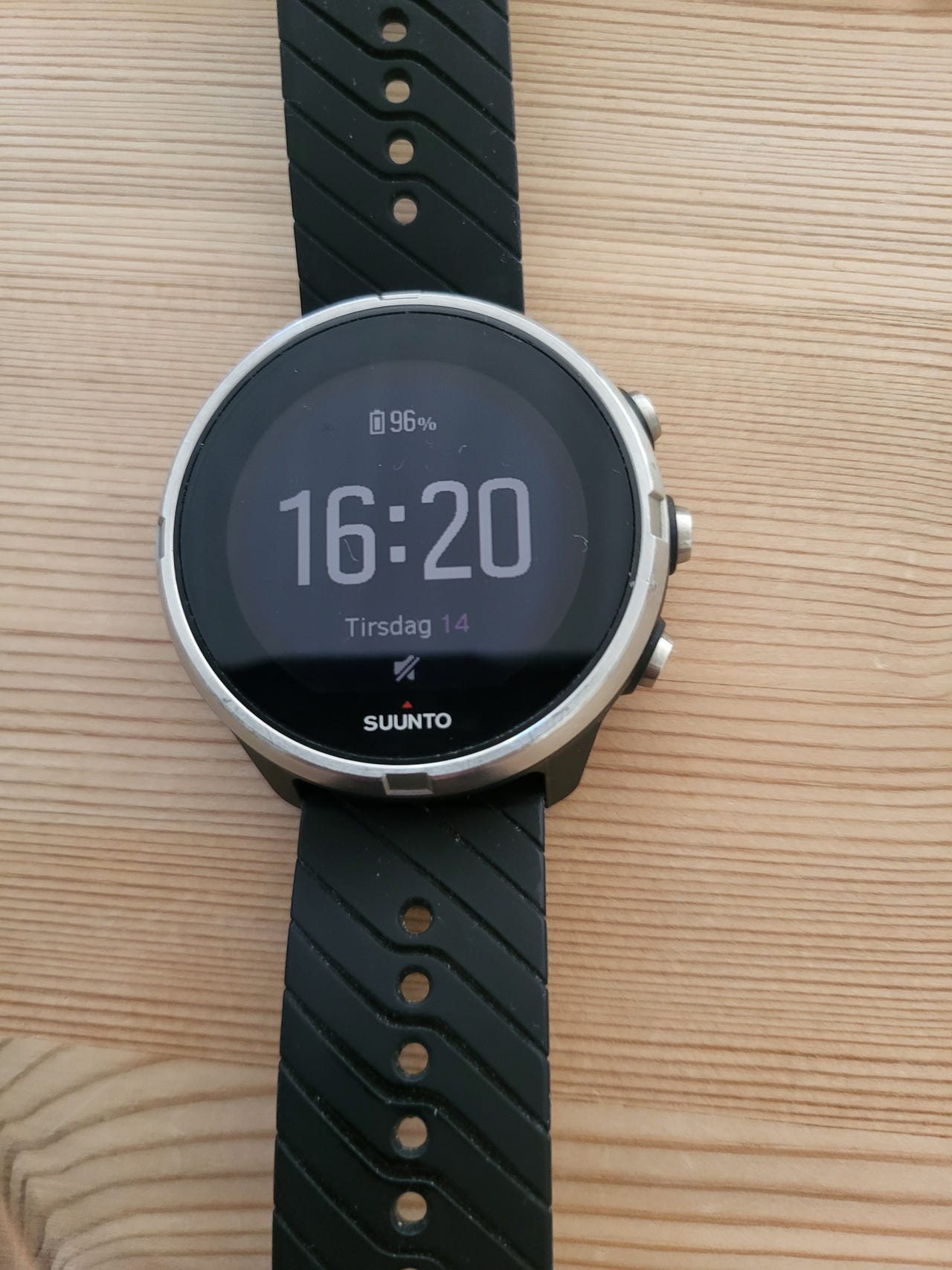 Suunto pulsklokke selges kr 1200 FINN-torget