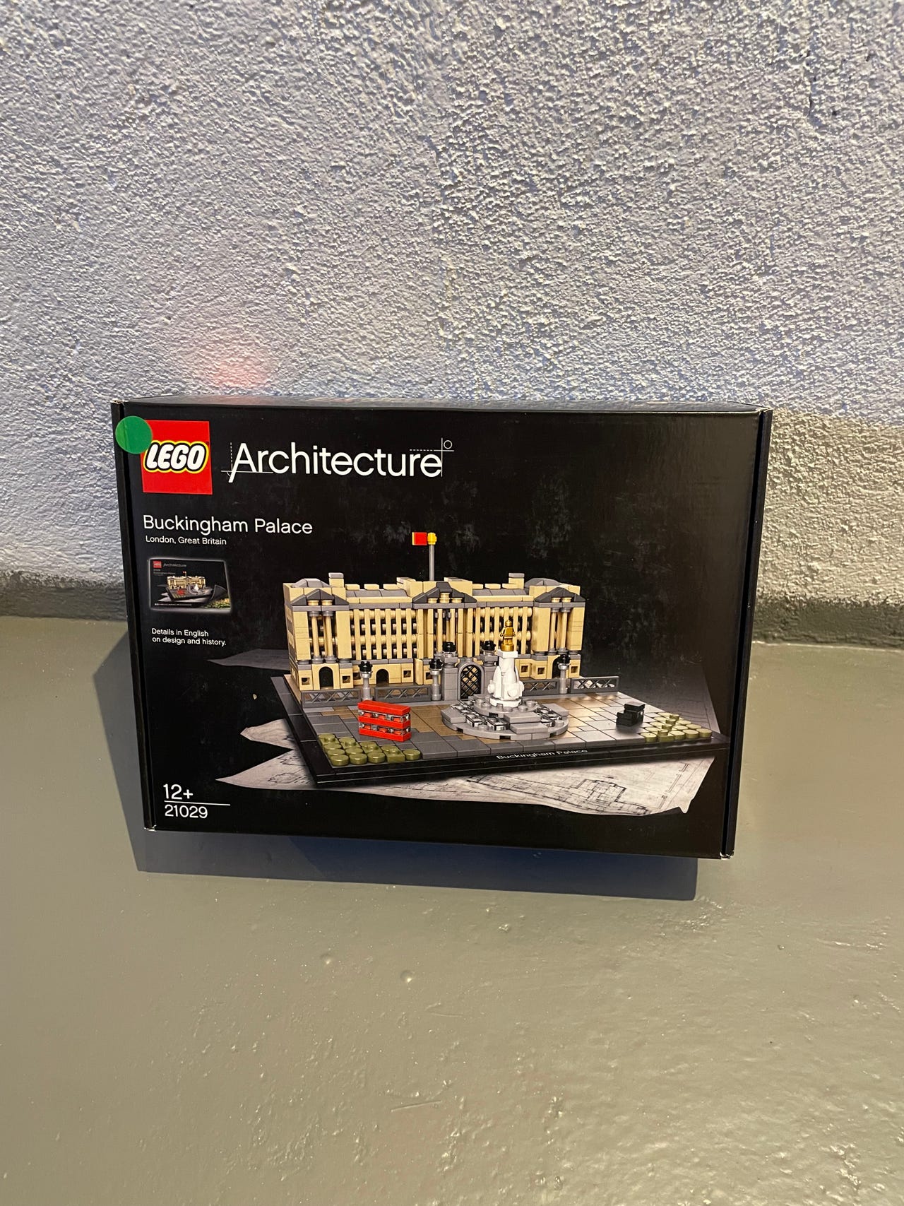 Nytt og uåpnet Lego 21029 Buckingham Palace FINN-torget