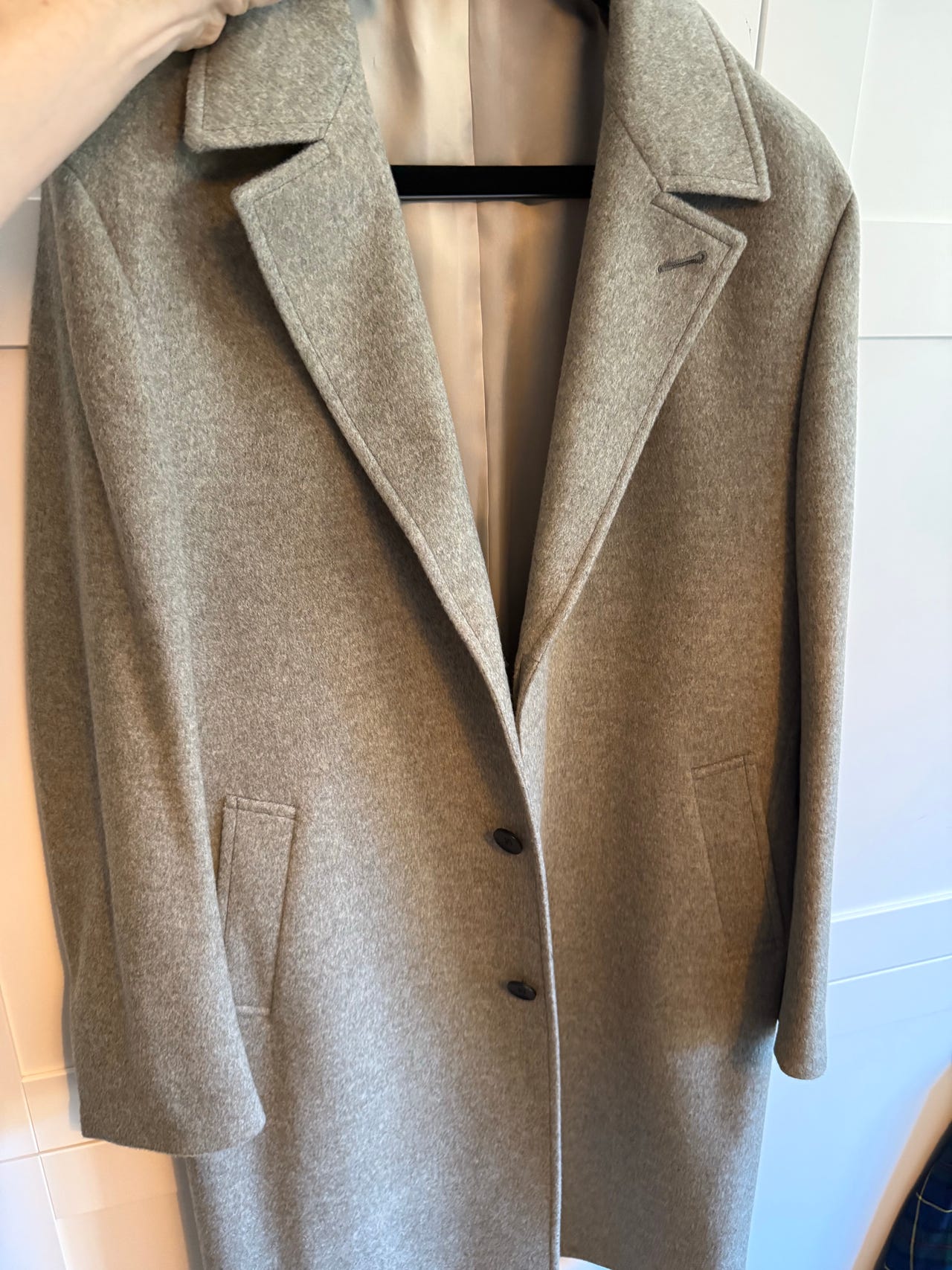 Suitsupply frakk til salgs FINN-torget