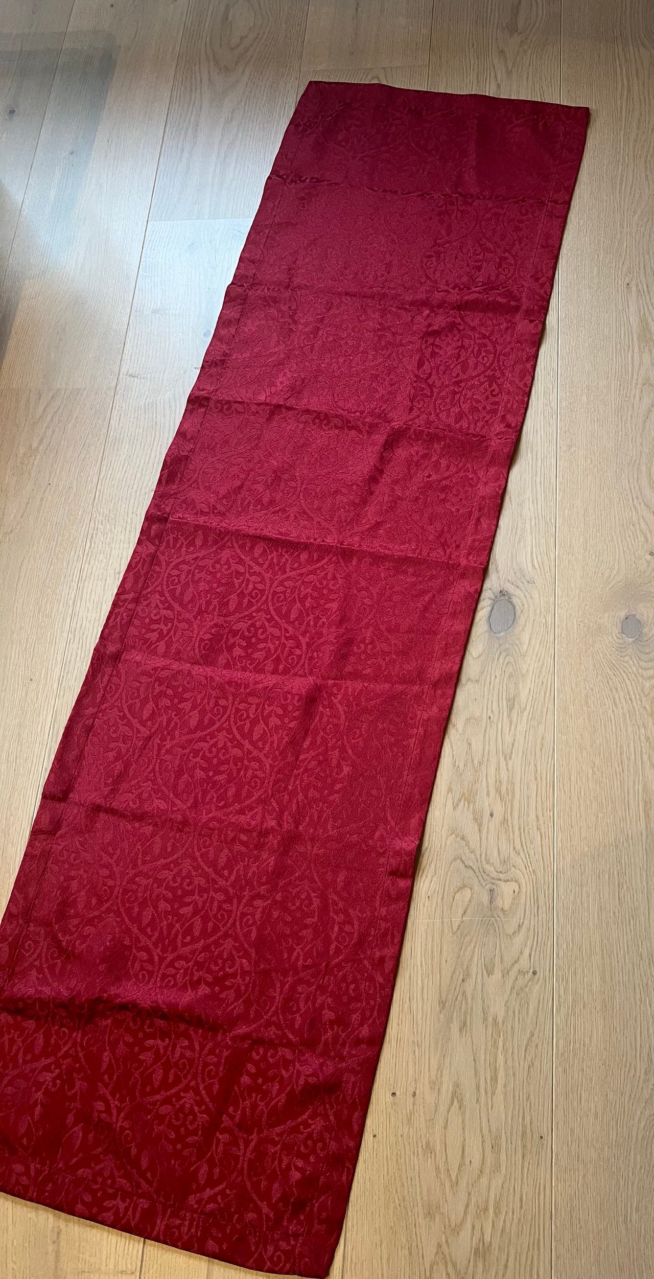 Nydelig rød løper jul 40x140 cm | FINN-torget