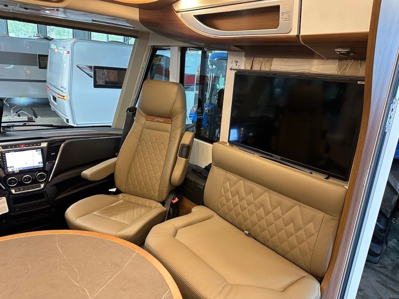 017eb1ca-72ee-4e3e-b5a0-5c7feb94ce6e