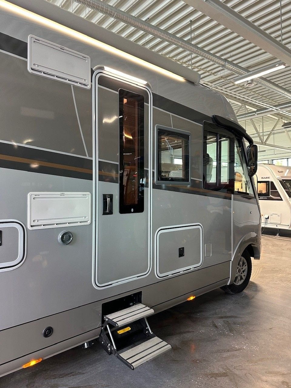 e1a7b32e-1779-4678-9724-ebf253611818