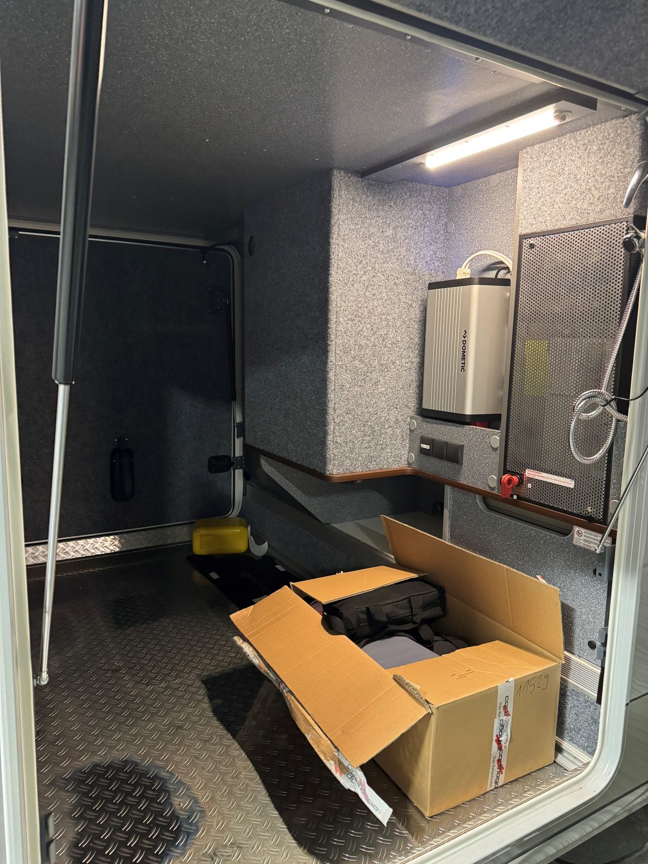 fe451127-9985-4e99-802d-71a3aa0b5e04