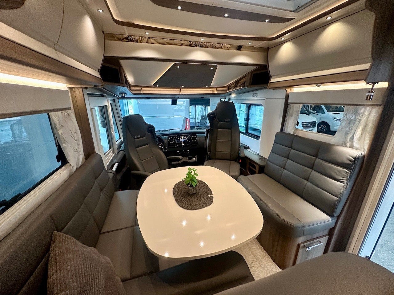 0f8a3c08-de38-4cba-8709-a621da2f32ab