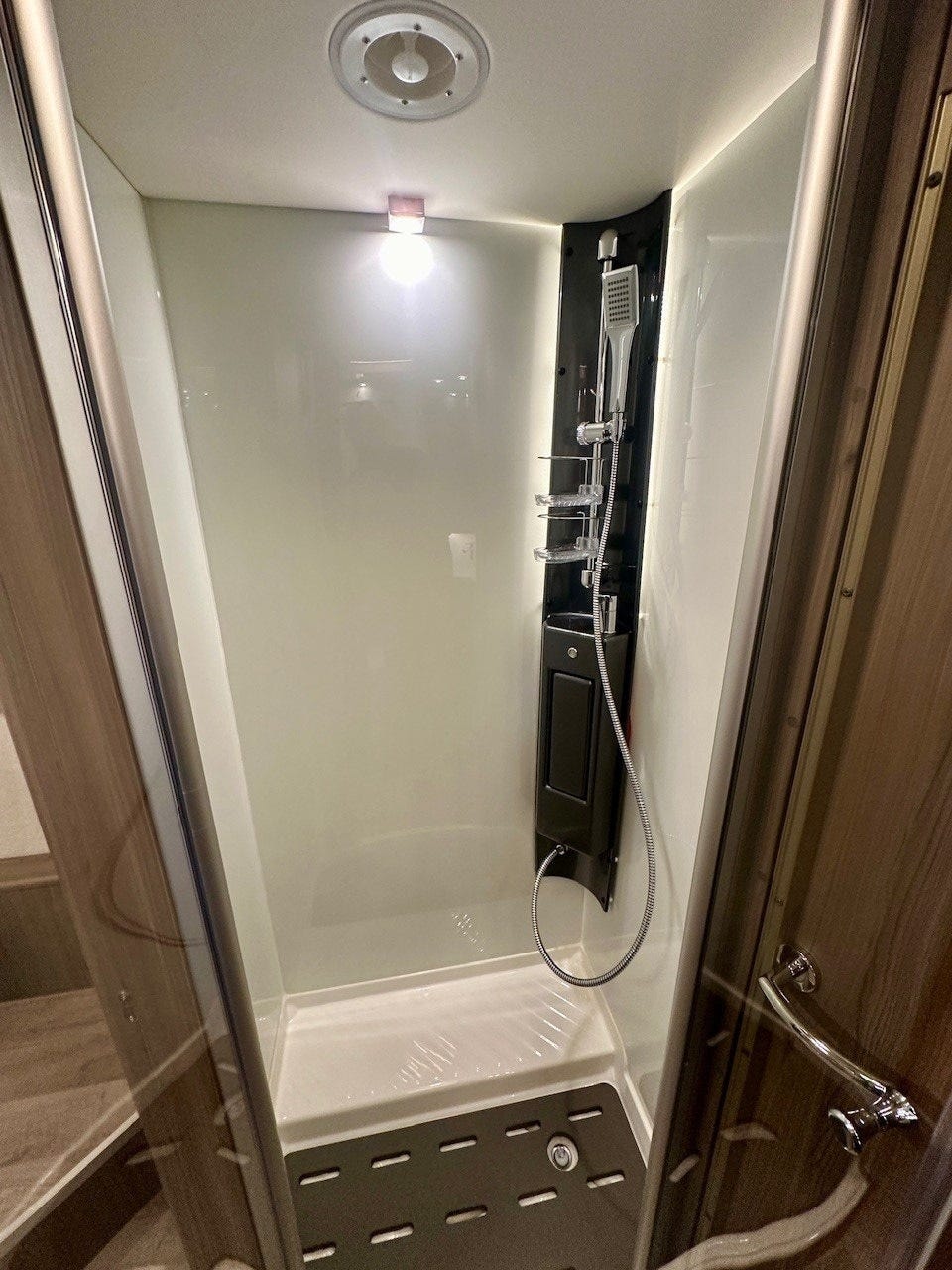 866507ed-3e6b-4106-8781-608bee115ed5