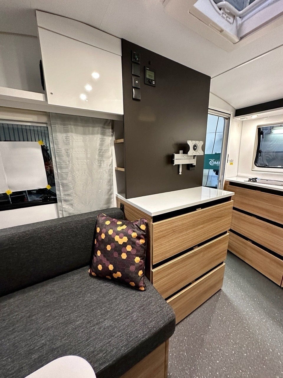 c34c89f9-e189-405e-8ba1-356611848c48