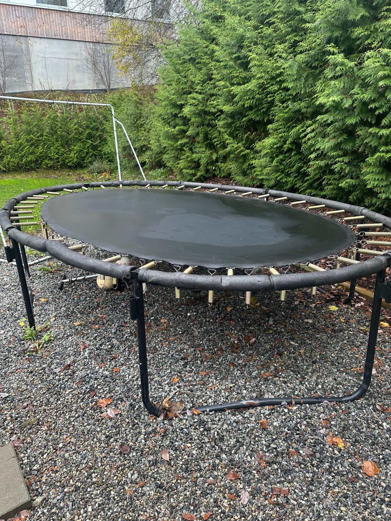 Jumpking Trampoline Rectangulaire De Luxe 4,2 X 3 M – Avec Filet De Sécurité, Pour Toute La Famille Et Entraînement Complet