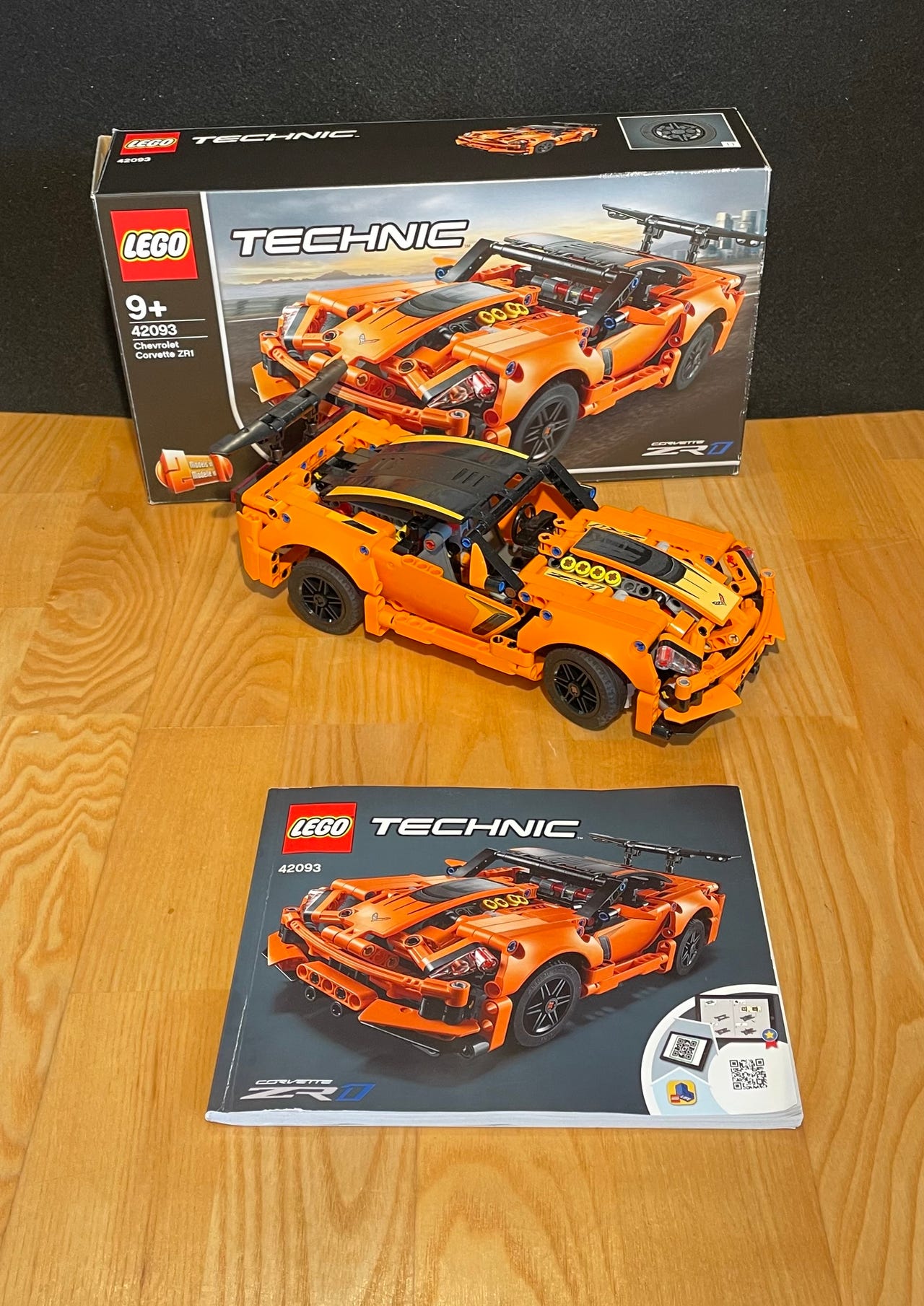 Technic, Corvette ZR 1, 42093 FINN-torget