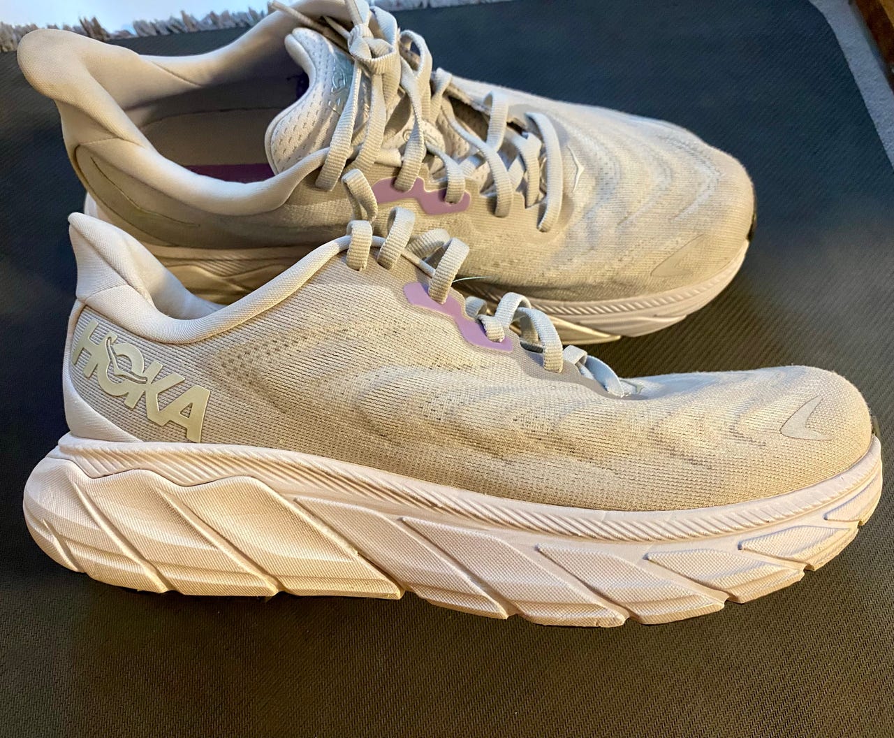 👟 HOKA ONE ONE damesko – 40 2/3 👟 ARAHI FINN-torget