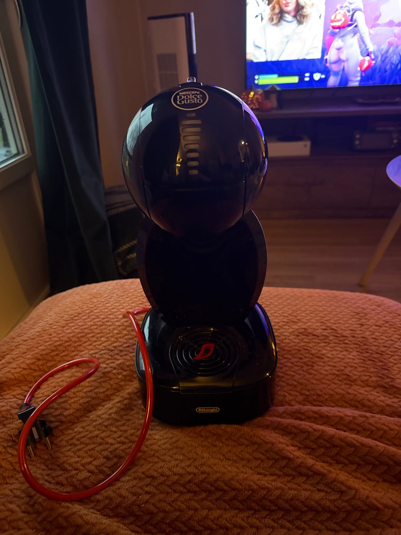 Nescafé Dolce Gusto Drop Kaffemaskin Svart | FINN-torget