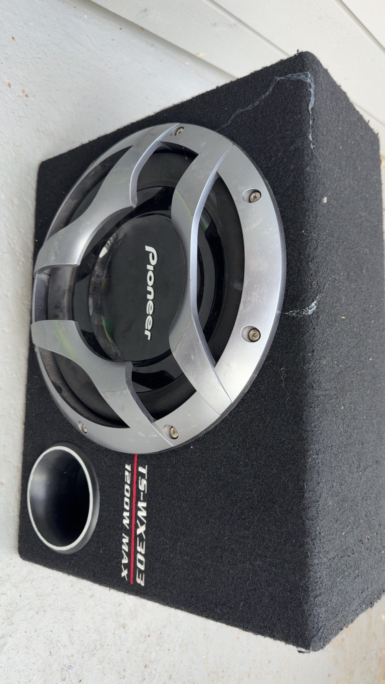 Pioneer Subwoofer med forsterker og høyttalerkabel FINN-torget