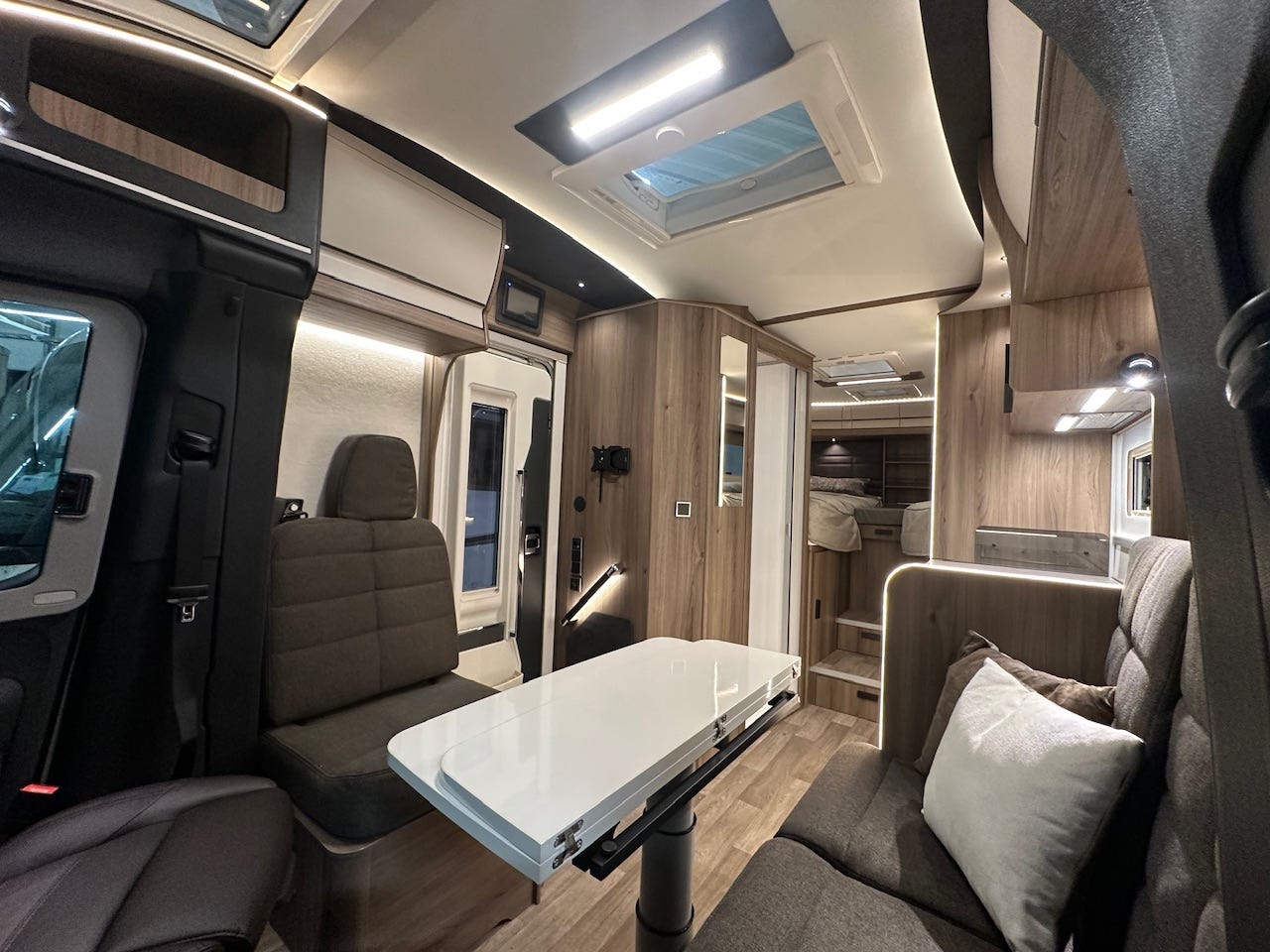 016e8f51-65ca-4a8a-9db5-8af6c72bf241