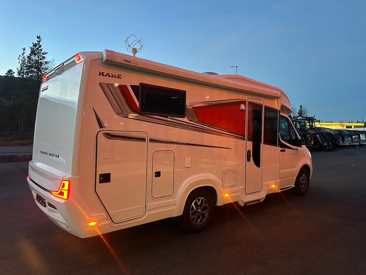 1240dab9-c98b-44a7-9a8d-2cae72fa3669