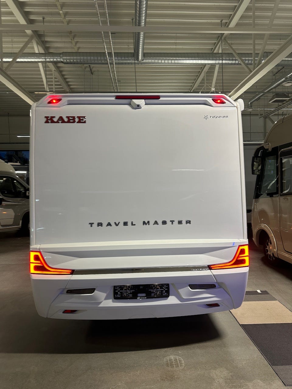 3941241e-7575-48e2-8bff-3e198b6de1c3