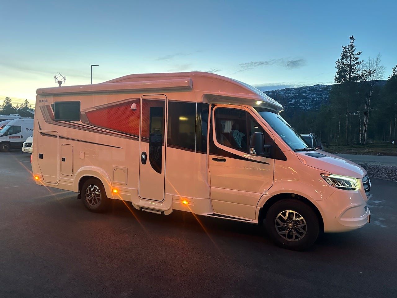 56bd75b9-2686-47f2-b0e3-cabe5126cacc