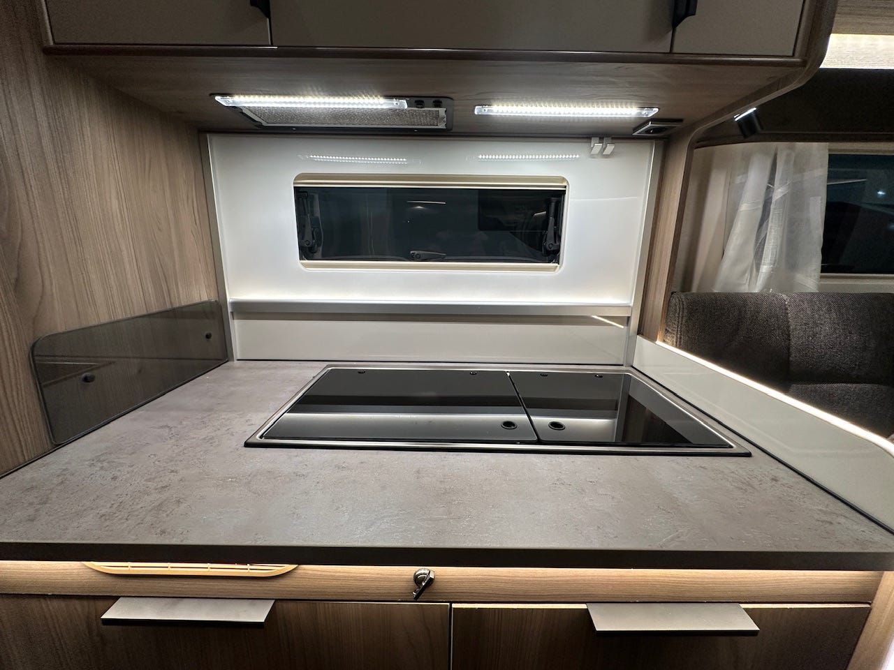 59475559-2423-4716-9ad6-fc7293ed44c1